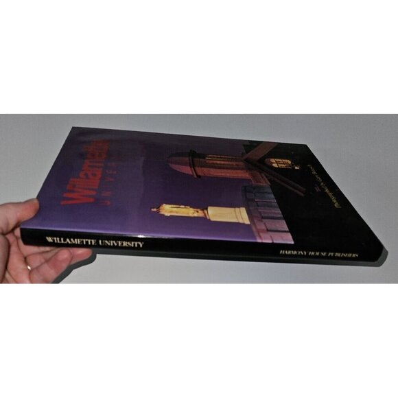 VTG Willamette University Oregon HBK Book Gary Braasch 1992 Photography Inscrip. - Picture 2 of 9